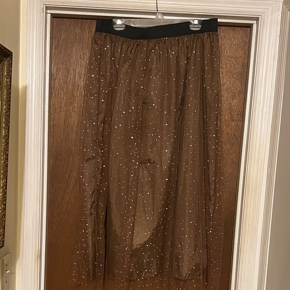 Elegant Brown Skirt with Sparkling Details​